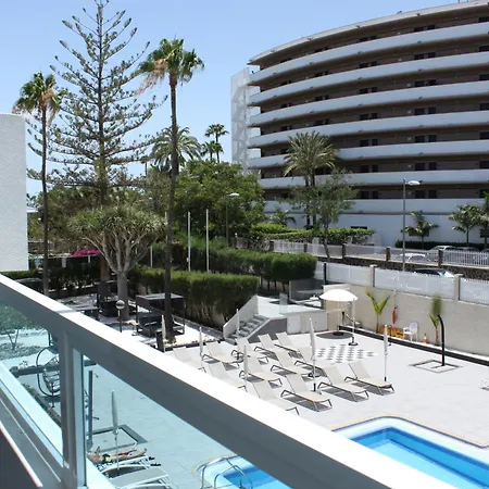 Appart hôtel Fayna 3*