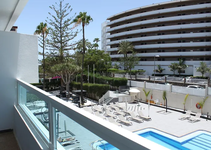 Appart hôtel Fayna 4*