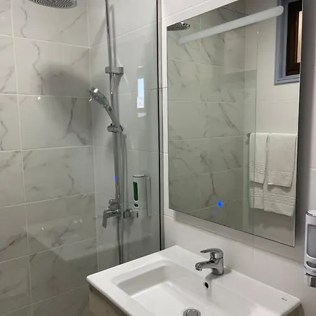 Aparthotel Fayna