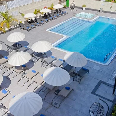 Aparthotel Fayna