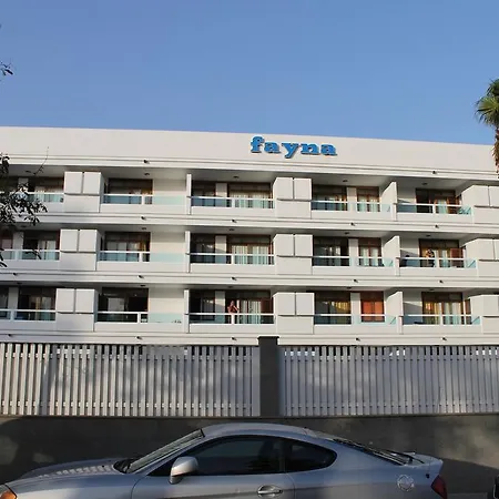Fayna アパートホテル